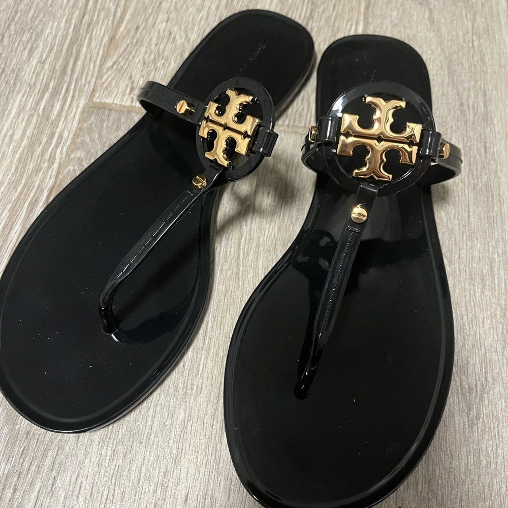 Tory Burch jelly sandals size 8 great condition